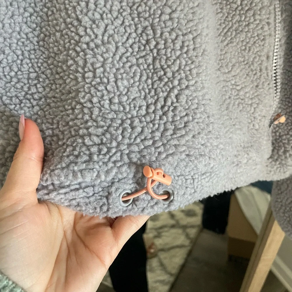 Vans Heather Gray and Black Sherpa Sweater - Picture 6 of 7